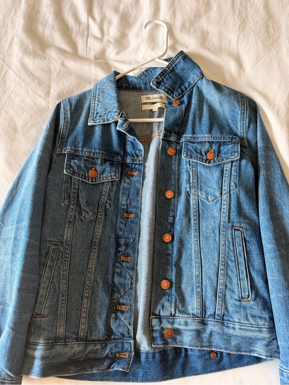Madewell Medium Blue Denim Trucker Jacket - Picture 2 of 3